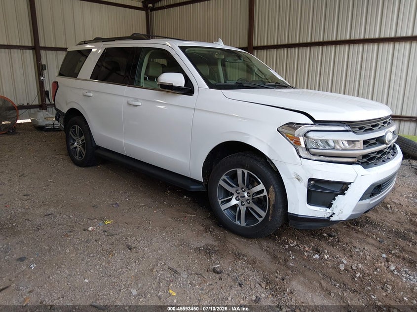 2024 Ford Expedition VIN 1FMJU1H84REA61064 — IAAI salvage auction photo
