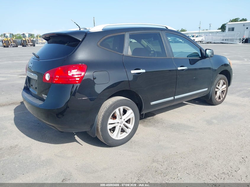 2015 Nissan Rogue VIN JN8AS5MT6FW654768 IAAI salvage auction — NORMAL WEAR, Clear (Florida), sold $350 on 2026-07-29 (photo 4)