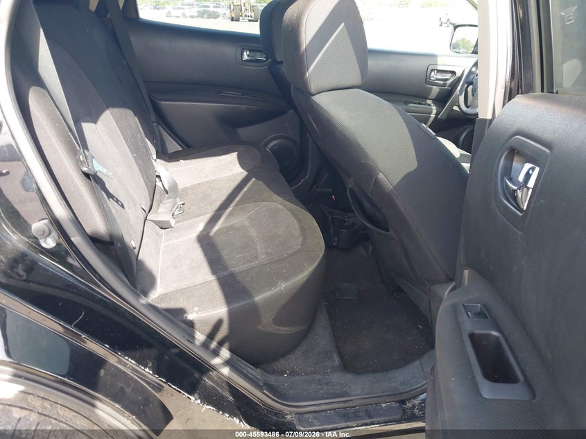 2015 Nissan Rogue VIN JN8AS5MT6FW654768 IAAI salvage auction — NORMAL WEAR, Clear (Florida), sold $350 on 2026-07-29 (photo 8)