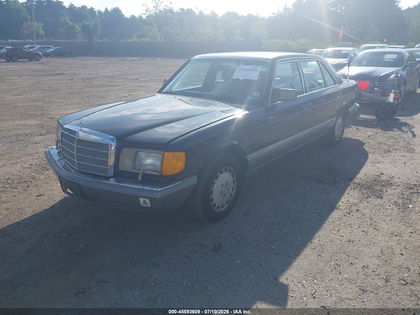 1986 Mercedes-benz 420 VIN WDBCA35D2GA269515 IAAI salvage auction — NORMAL WEAR, Clear (Massachusetts), sold $2,350 on 2026-07-17 (photo 2)