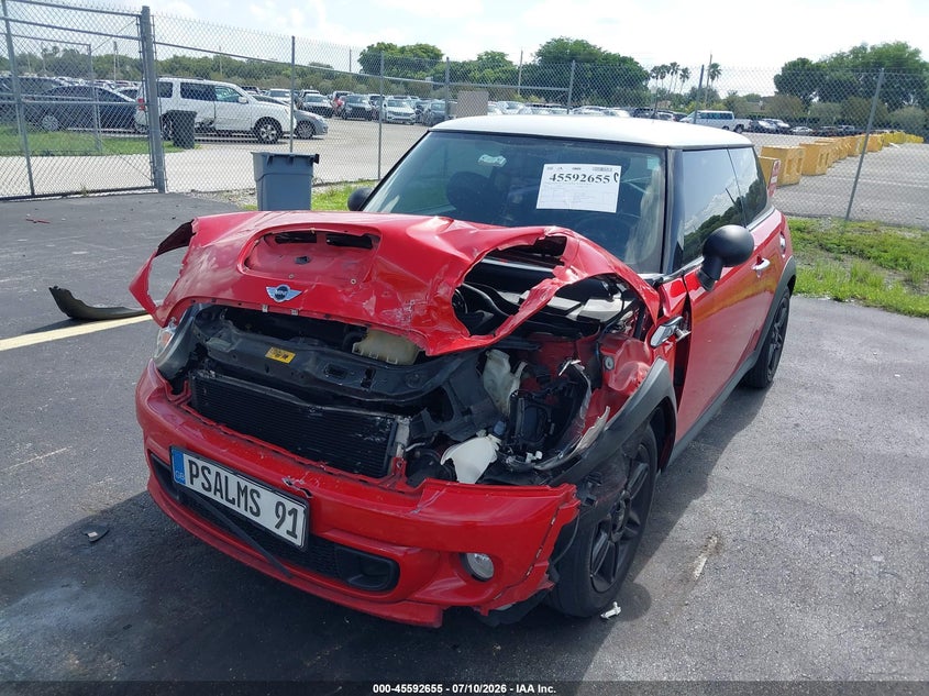 2013 Mini Hard top VIN WMWSV3C56DT478119 IAAI salvage auction — FRONT END, Salvage Title, sold $375 on 2026-08-20 (photo 6)