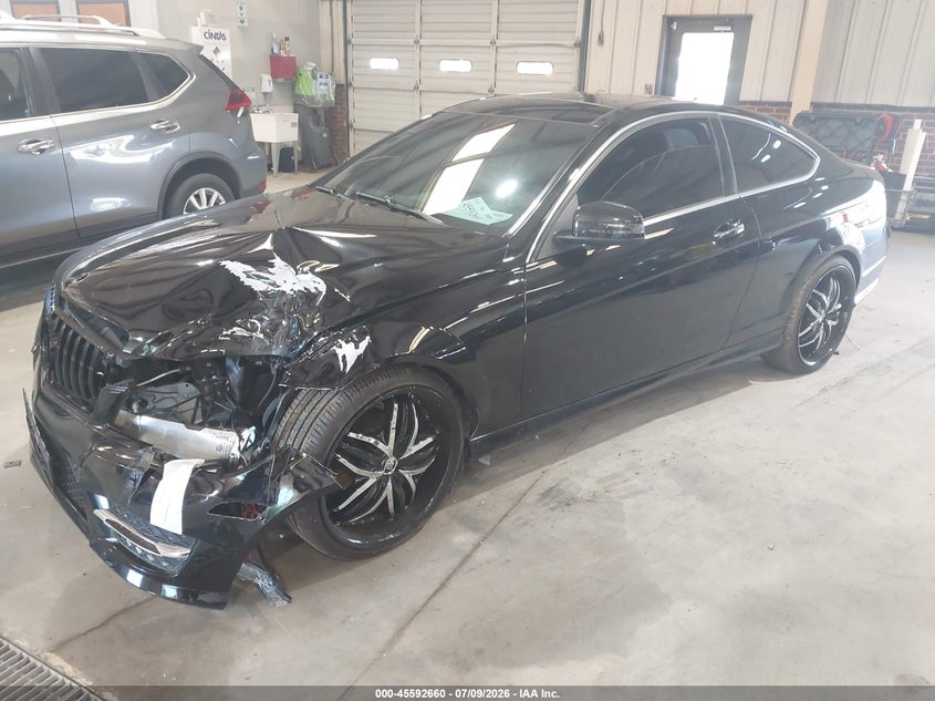 2013 Mercedes-benz C-klasse VIN WDDGJ4HB0DF992139 IAAI salvage auction — LEFT FRONT, Salvage (North Carolina), sold $1,050 on 2026-08-13 (photo 2)