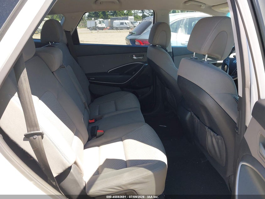 2017 Hyundai Santa fe VIN KM8SMDHF5HU218643 IAAI salvage auction — NORMAL WEAR, Clear (Washington), sold $2,250 on 2026-07-22 (photo 8)