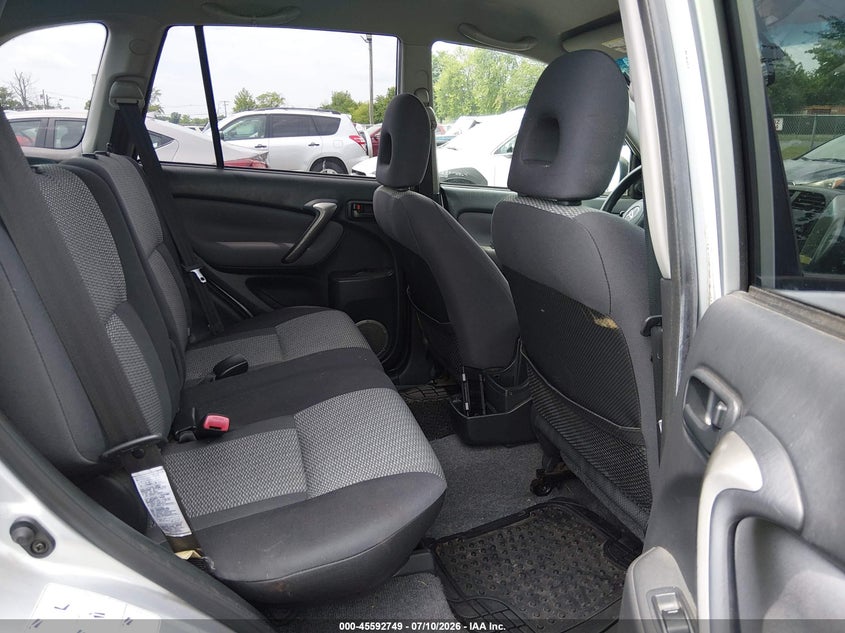 2005 Toyota Rav4 VIN JTEHD20V550074354 IAAI salvage auction — NORMAL WEAR, Clear (New Jersey), sold $550 on 2026-07-27 (photo 8)