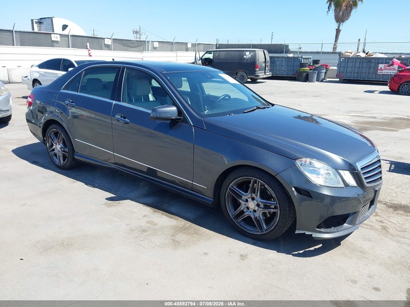 2013 Mercedes-benz E-klasse VIN WDDHF5KB3DA693133 IAAI salvage auction — NORMAL WEAR, Clear - Dealer Only (California), sold $625 on 2026-07-29 (photo 1)