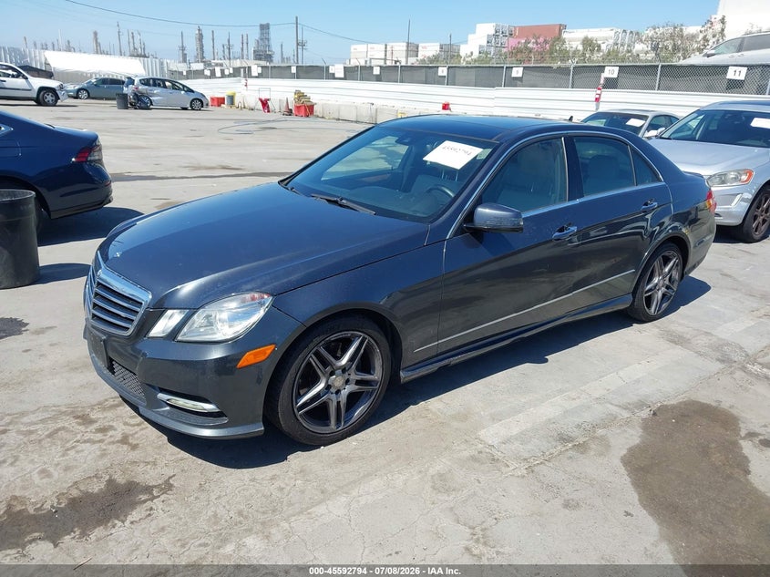 2013 Mercedes-benz E-klasse VIN WDDHF5KB3DA693133 IAAI salvage auction — NORMAL WEAR, Clear - Dealer Only (California), sold $625 on 2026-07-29 (photo 2)