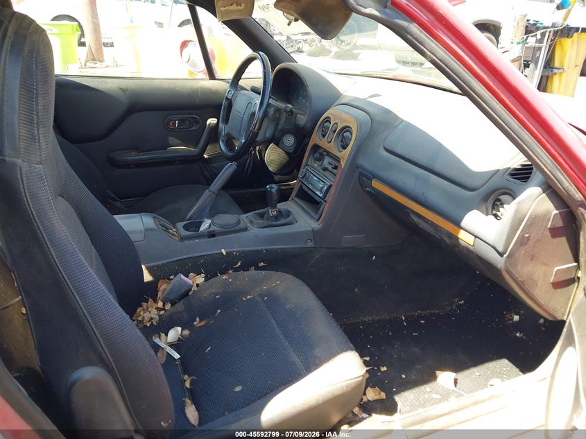 1997 Mazda Mx-5 miata VIN JM1NA353XV0736281 IAAI salvage auction — NORMAL WEAR, Clear - Dealer Only (California), sold $25 on 2026-07-21 (photo 5)