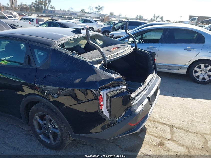 2025 Kia K4 VIN 3KPFT4DEXSE051479 IAAI salvage auction — REAR END, Salvage (Arizona), sold $7,125 on 2026-08-19 (photo 6)