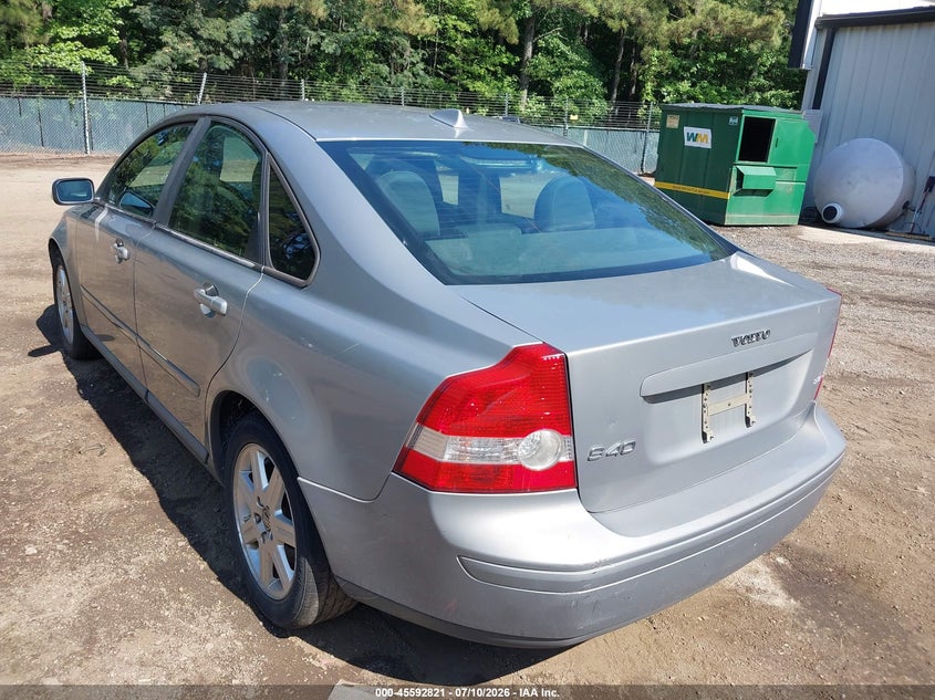 2006 Volvo S40 VIN YV1MS390862215858 IAAI salvage auction — UNDERCARRIAGE, Clear (Virginia), sold $275 on 2026-08-13 (photo 3)