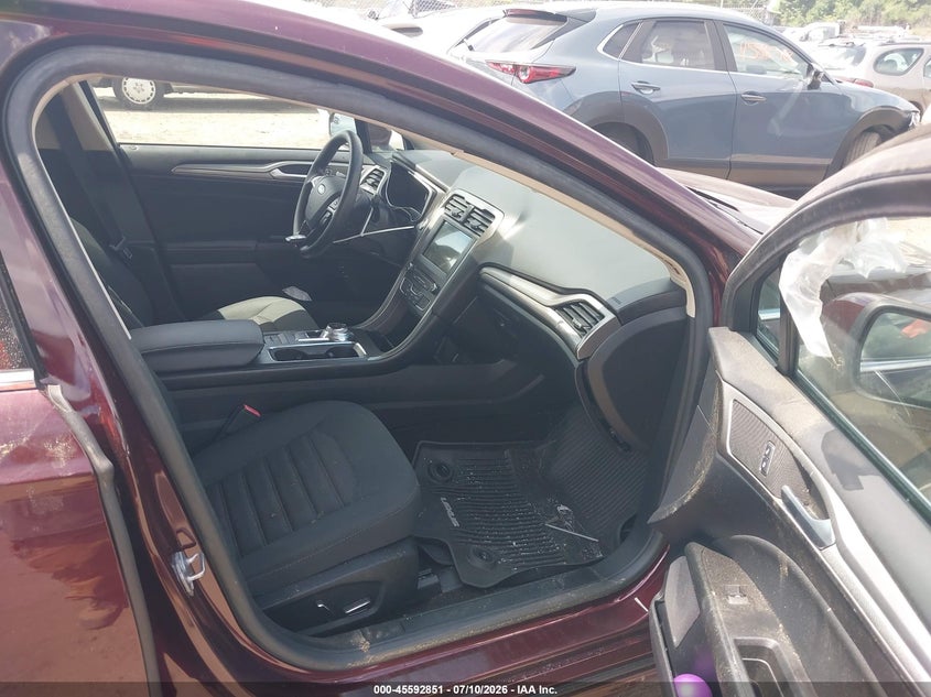 2018 Ford Fusion VIN 3FA6P0LU0JR201246 IAAI salvage auction — LEFT SIDE, Wait Title, sold $2,450 on 2026-08-25 (photo 5)
