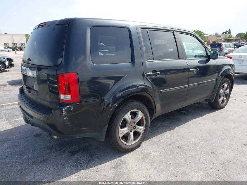 2013 Honda Pilot VIN 5FNYF3H59DB008009 IAAI salvage auction — NORMAL WEAR, Salvage Title, sold $375 on 2026-07-19 (photo 4)
