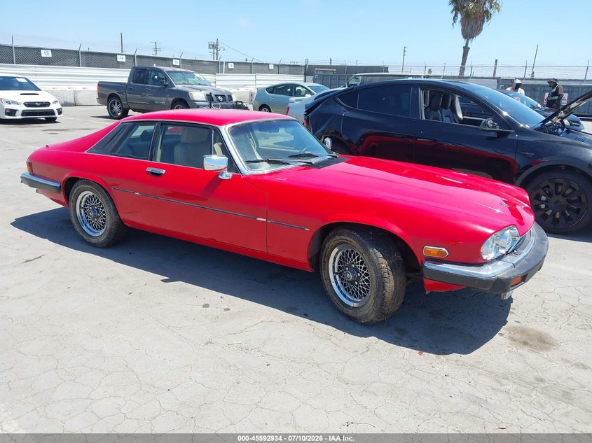 1989 Jaguar Xj series VIN SAJNY5843KC162727 IAAI salvage auction — NORMAL WEAR, Clear - Dealer Only (California), sold $200 on 2026-07-22 (photo 1)