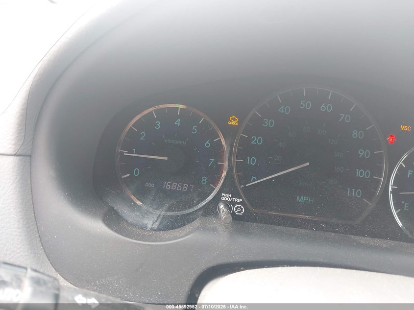 2010 Toyota Sienna VIN 5TDDK4CC1AS030373 IAAI salvage auction — NORMAL WEAR, Clear (New York), sold $825 on 2026-07-28 (photo 7)