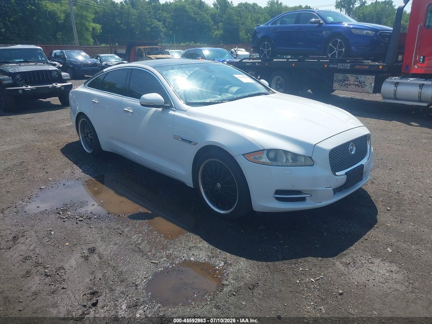 2011 Jaguar Xj series VIN SAJWA1GEXBMV16992 IAAI salvage auction — ROOF, Salvage (Idaho), sold $25 on 2026-07-29 (photo 1)