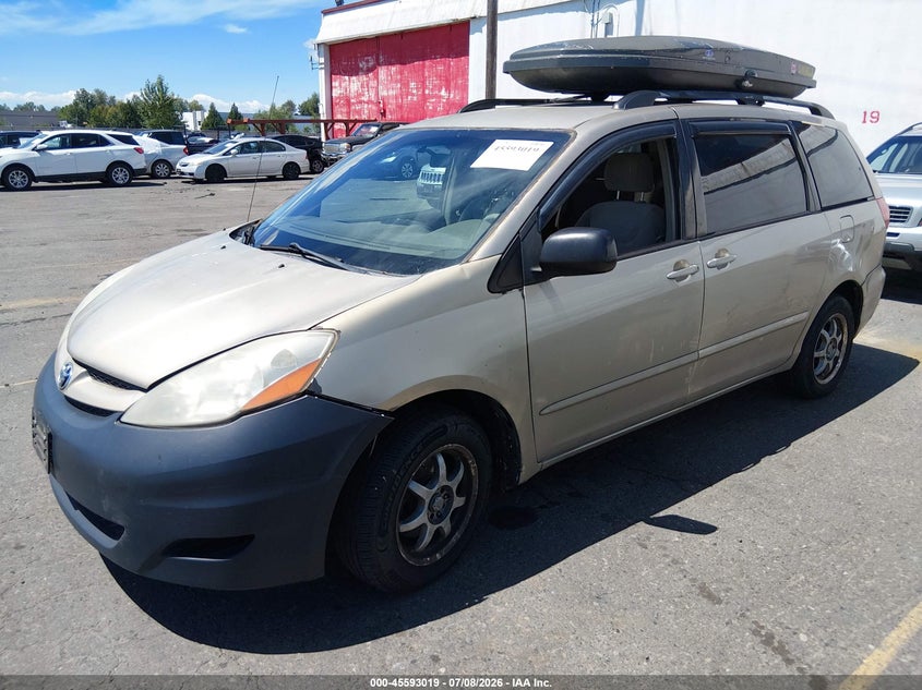2008 Toyota Sienna VIN 5TDZK23C18S199653 IAAI salvage auction — NORMAL WEAR, Clear-Dealer Only (Oregon), sold $300 on 2026-07-30 (photo 2)