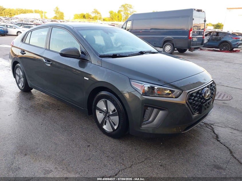 2020 Hyundai Ioniq hybrid VIN KMHC65LC5LU220466 — IAAI salvage auction photo