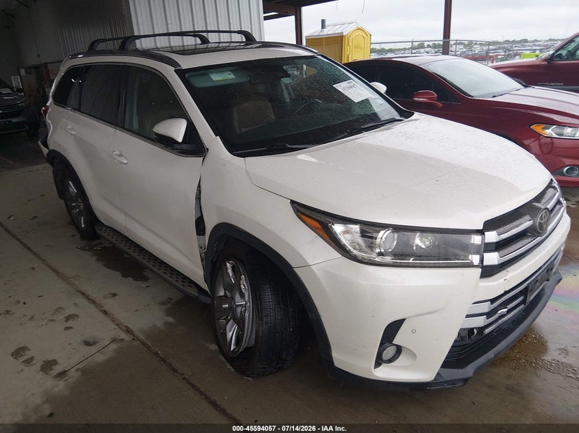 2018 Toyota Highlander VIN 5TDYZRFH6JS269726 IAAI salvage auction — RIGHT FRONT, Salvage (Texas), sold $9,500 on 2026-07-24 (photo 1)