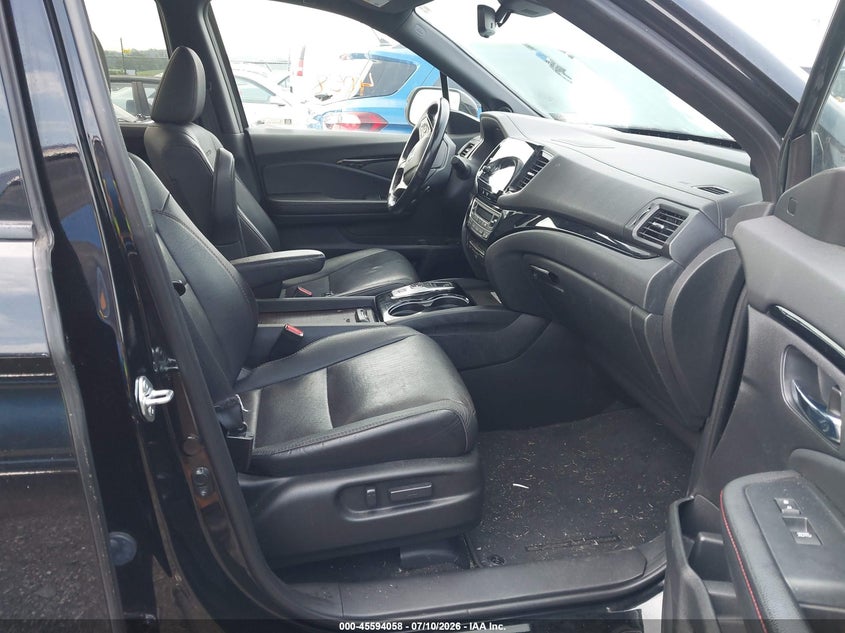 2022 Honda Pilot VIN 5FNYF6H72NB047870 IAAI salvage auction — REAR END, Wait Title, sold $9,500 on 2026-08-18 (photo 5)