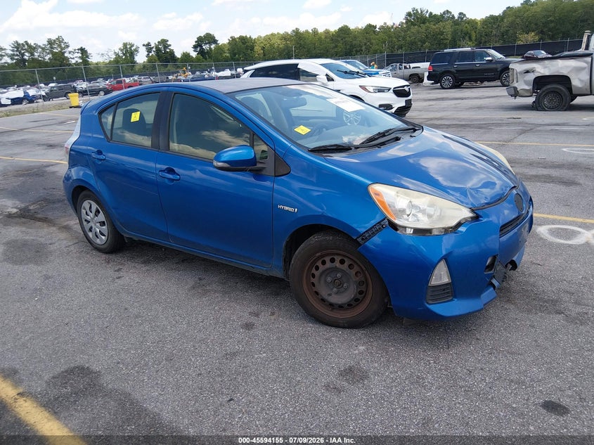 2014 Toyota Prius c VIN JTDKDTB34E1083844 IAAI salvage auction — NORMAL WEAR, Clear (South Carolina), sold $275 on 2026-07-29 (photo 1)
