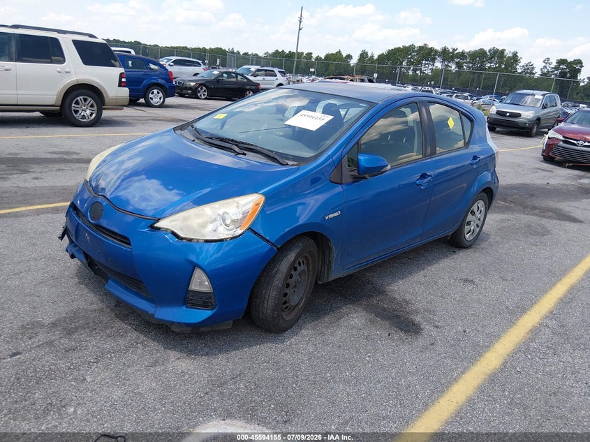 2014 Toyota Prius c VIN JTDKDTB34E1083844 IAAI salvage auction — NORMAL WEAR, Clear (South Carolina), sold $275 on 2026-07-29 (photo 2)