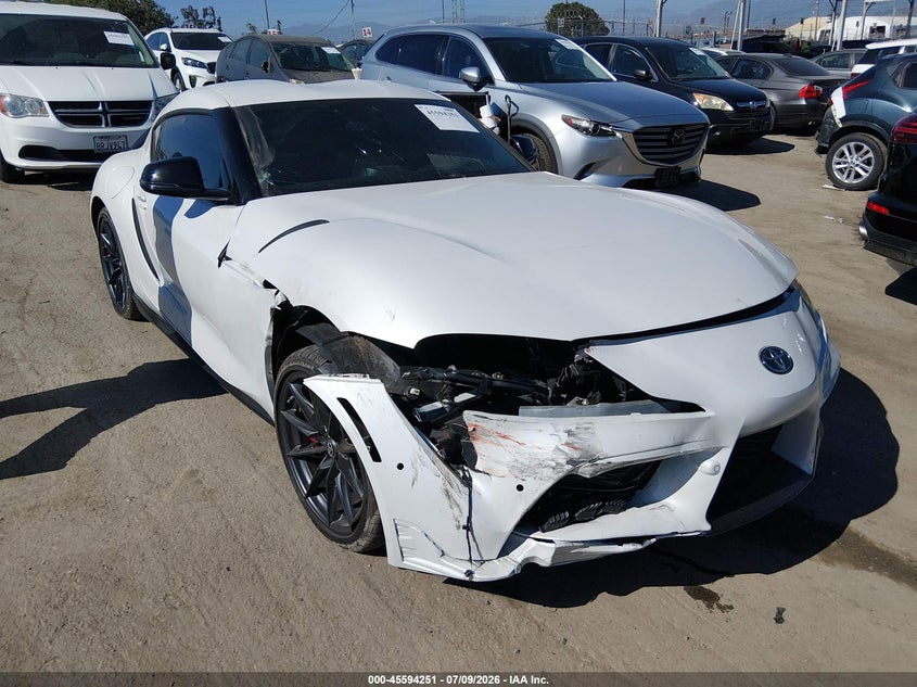 2026 Toyota Supra VIN WZ1DB0G01TW072748 IAAI salvage auction — RIGHT FRONT, Salvage (California), sold $21,150 on 2026-07-22 (photo 1)