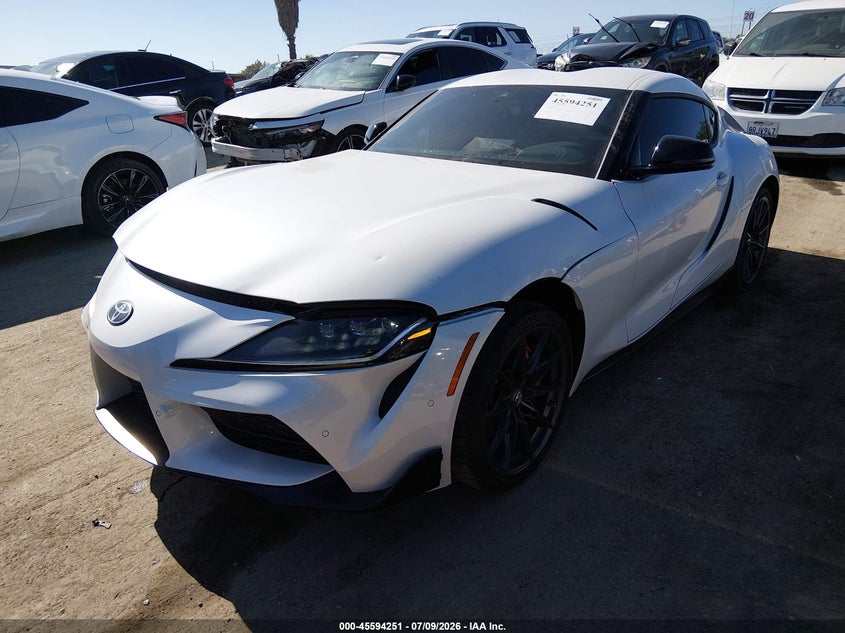 2026 Toyota Supra VIN WZ1DB0G01TW072748 IAAI salvage auction — RIGHT FRONT, Salvage (California), sold $21,150 on 2026-07-22 (photo 2)