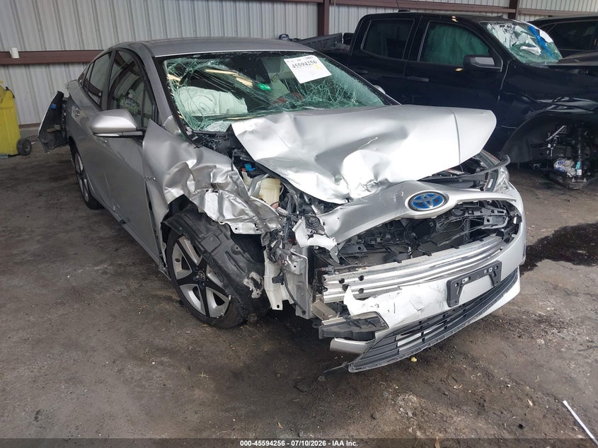 2018 Toyota Prius VIN JTDKARFU7J3065819 IAAI salvage auction — FRONT END, Rebuildable (Florida), sold $300 on 2026-07-28 (photo 1)