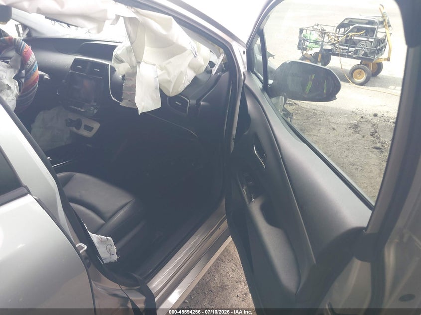2018 Toyota Prius VIN JTDKARFU7J3065819 IAAI salvage auction — FRONT END, Rebuildable (Florida), sold $300 on 2026-07-28 (photo 5)