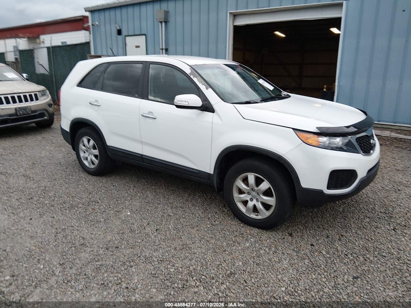2013 Kia Sorento VIN 5XYKT3A17DG372282 IAAI salvage auction — NORMAL WEAR, Clear (Indiana), sold $1,200 on 2026-07-20 (photo 1)