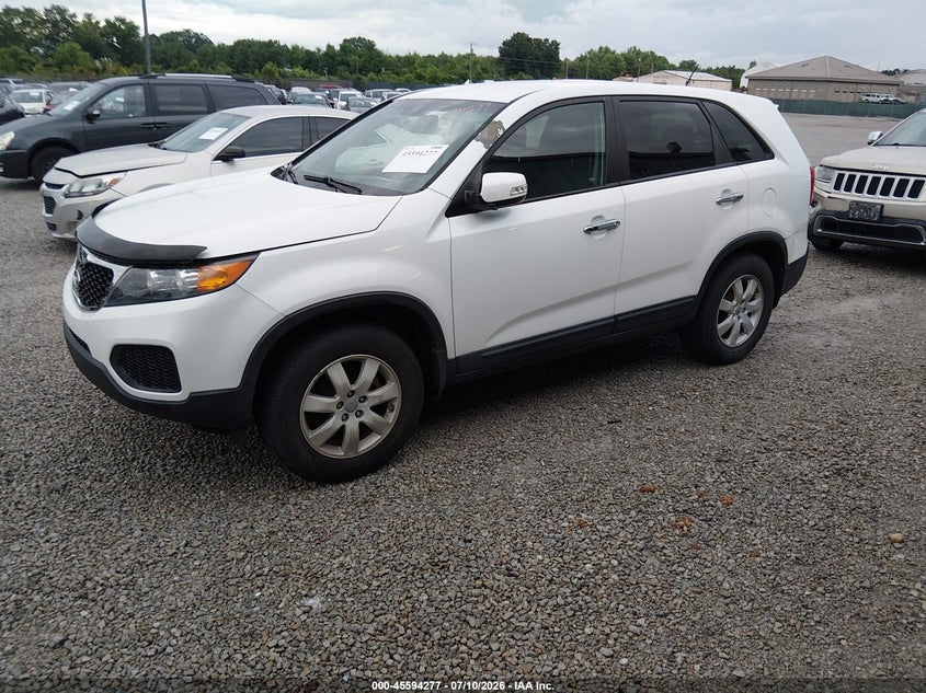 2013 Kia Sorento VIN 5XYKT3A17DG372282 IAAI salvage auction — NORMAL WEAR, Clear (Indiana), sold $1,200 on 2026-07-20 (photo 2)