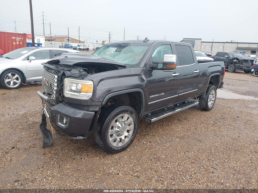 2015 Gmc VIN 1GT120E88FF665151 IAAI salvage auction — SIDE, Salvage Title, sold $3,950 on 2026-08-29 (photo 2)