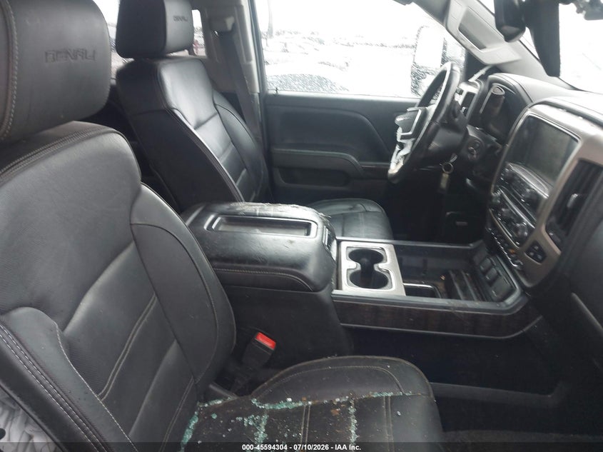 2015 Gmc VIN 1GT120E88FF665151 IAAI salvage auction — SIDE, Salvage Title, sold $3,950 on 2026-08-29 (photo 5)