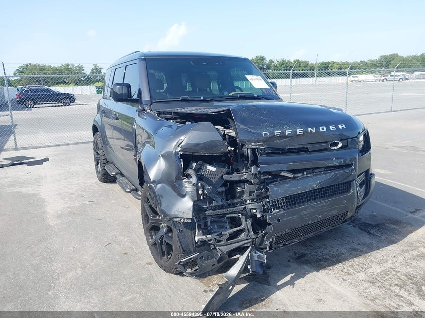 2025 Land rover Defender VIN SALEJ7EX9S2364242 — IAAI salvage auction photo