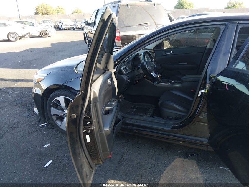 2019 Kia Optima VIN 5XXGT4L31KG330248 IAAI salvage auction — RIGHT FRONT, Salvage Certificate (California), sold $1,950 on 2026-07-31 (photo 5)