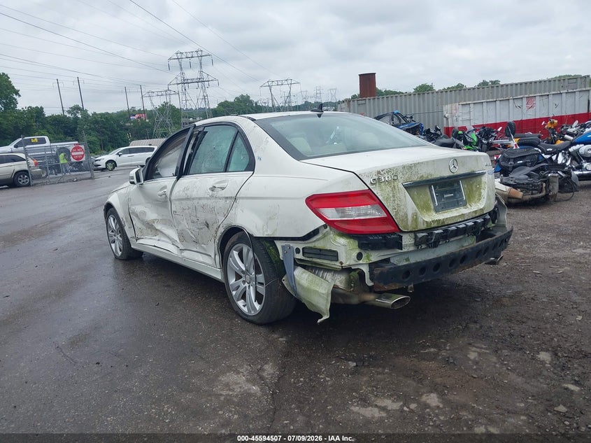 2010 Mercedes-benz C class VIN WDDGF8BB9AF458263 IAAI salvage auction — REAR END, Salvage (Pennsylvania), sold $400 on 2026-07-24 (photo 6)