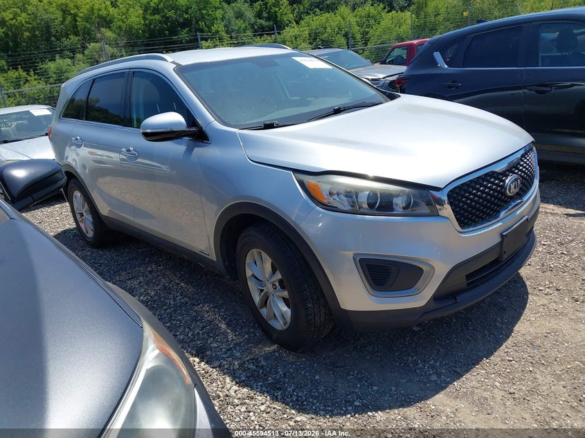 2016 Kia Sorento VIN 5XYPGDA32GG019714 IAAI salvage auction — NORMAL WEAR, Clear (Illinois), sold $275 on 2026-07-29 (photo 1)