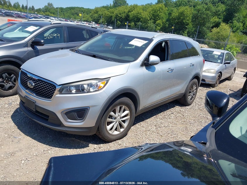 2016 Kia Sorento VIN 5XYPGDA32GG019714 IAAI salvage auction — NORMAL WEAR, Clear (Illinois), sold $275 on 2026-07-29 (photo 2)