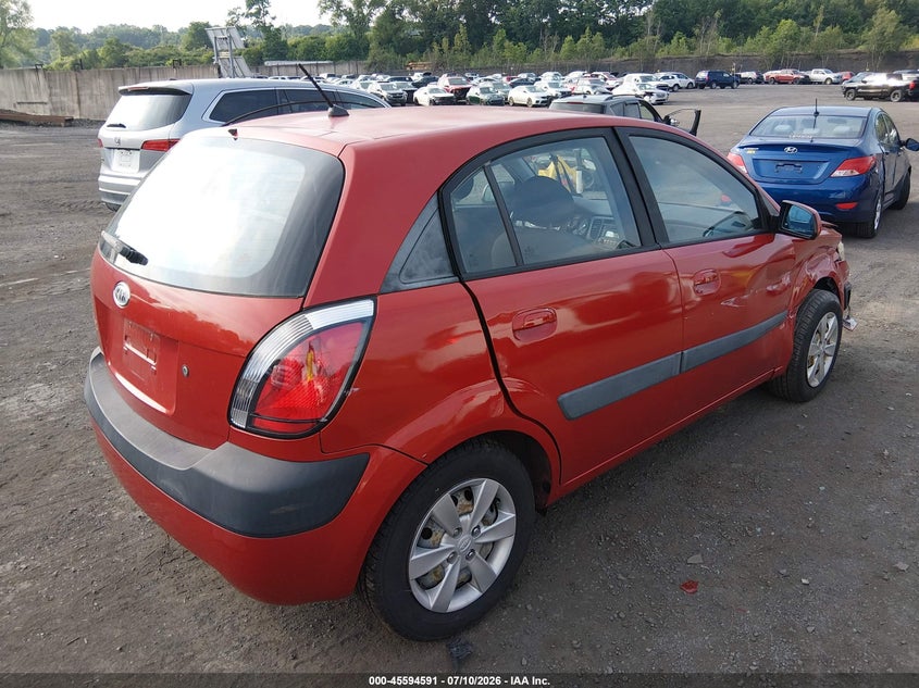 2008 Kia Rio VIN KNADE163786371561 IAAI salvage auction — ALL OVER, Salvage (Pennsylvania), sold $25 on 2026-07-28 (photo 4)