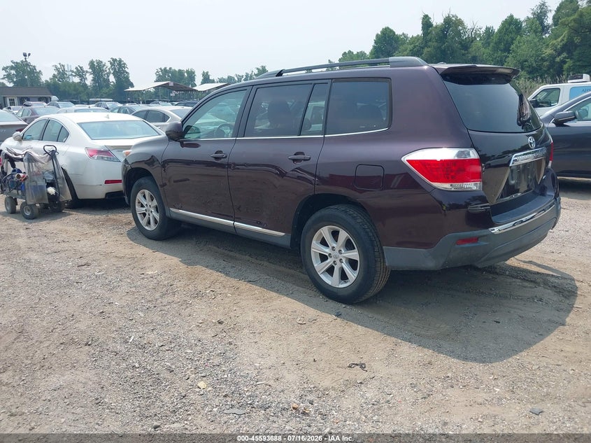 2012 Toyota Highlander VIN 5TDBK3EH2CS104655 IAAI salvage auction — REAR END, Salvage Title, sold $2,100 on 2026-07-30 (photo 3)
