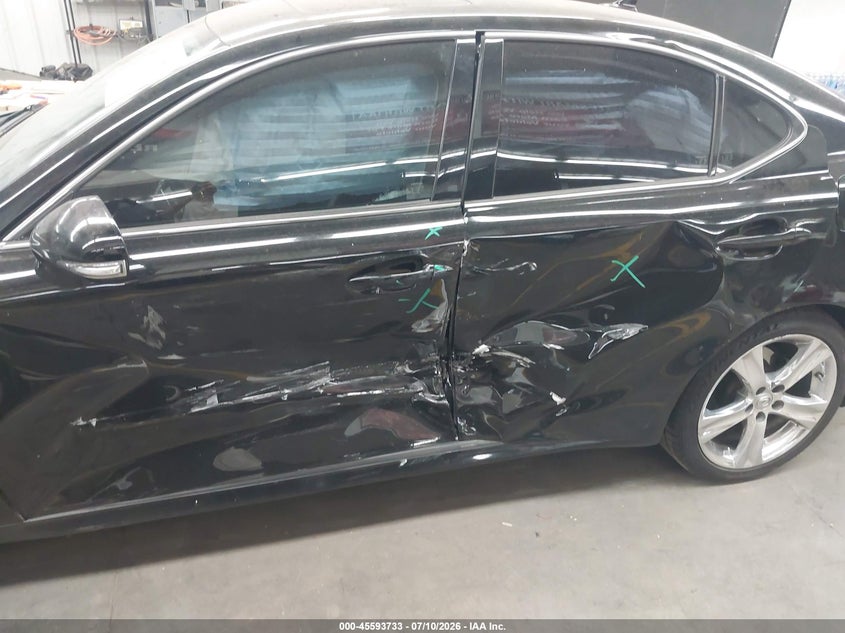 2013 Lexus Is VIN JTHBF5C25D5188006 IAAI salvage auction — LEFT SIDE, Salvage Title, sold $2,800 on 2026-08-02 (photo 6)