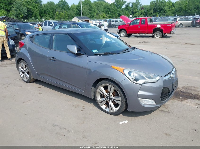 2014 Hyundai Veloster VIN KMHTC6AD1EU192534 IAAI salvage auction — NORMAL WEAR, Clear (Massachusetts), sold $400 on 2026-07-23 (photo 1)