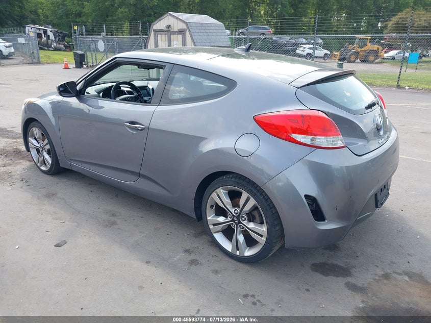 2014 Hyundai Veloster VIN KMHTC6AD1EU192534 IAAI salvage auction — NORMAL WEAR, Clear (Massachusetts), sold $400 on 2026-07-23 (photo 3)