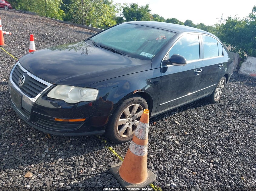 2006 Volkswagen Passat VIN WVWAK73C86P166084 IAAI salvage auction — NORMAL WEAR, Clear (New York), sold $450 on 2026-08-04 (photo 2)