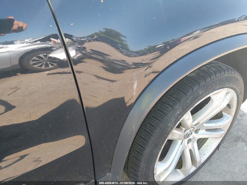 2013 Volkswagen Tiguan VIN WVGBV3AX8DW622495 IAAI salvage auction — NORMAL WEAR, Clear (Massachusetts), sold $375 on 2026-07-29 (photo 6)