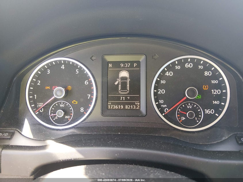 2013 Volkswagen Tiguan VIN WVGBV3AX8DW622495 IAAI salvage auction — NORMAL WEAR, Clear (Massachusetts), sold $375 on 2026-07-29 (photo 7)