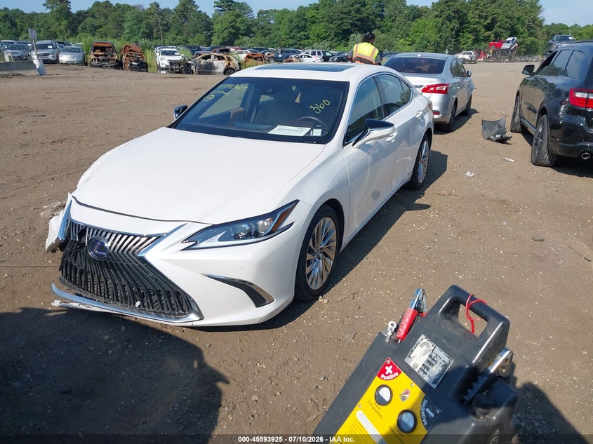 2021 Lexus ES VIN 58AEA1C17MU006118 IAAI salvage auction — FRONT END, Salvage Title, sold $11,300 on 2026-08-25 (photo 2)