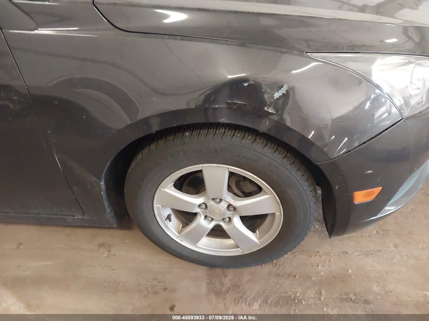 2014 Chevrolet Cruze VIN 1G1PC5SB7E7442038 IAAI salvage auction — NORMAL WEAR, Prior Salvage (Minnesota), sold $475 on 2026-07-17 (photo 6)