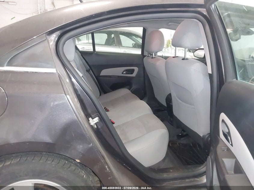 2014 Chevrolet Cruze VIN 1G1PC5SB7E7442038 IAAI salvage auction — NORMAL WEAR, Prior Salvage (Minnesota), sold $475 on 2026-07-17 (photo 8)