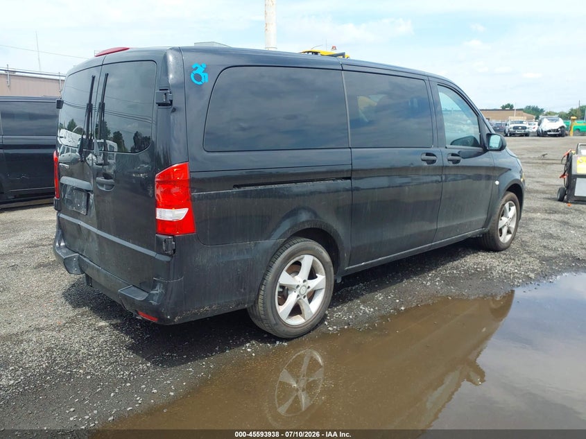 2018 Mercedes-benz Metris VIN WD4PG2EE1J3392647 IAAI salvage auction — ALL OVER, Clear (New York), sold $2,925 on 2026-07-29 (photo 4)