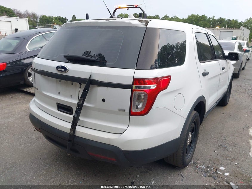 2014 Ford Police interceptor utility VIN 1FM5K8AR4EGC60603 IAAI salvage auction — NORMAL WEAR, Clear (New York), sold $725 on 2026-07-14 (photo 4)